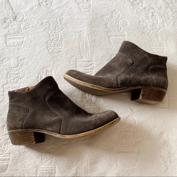 Lucky Brand Shoes - ☀️Lucky Brown Distressed Ankle Booties